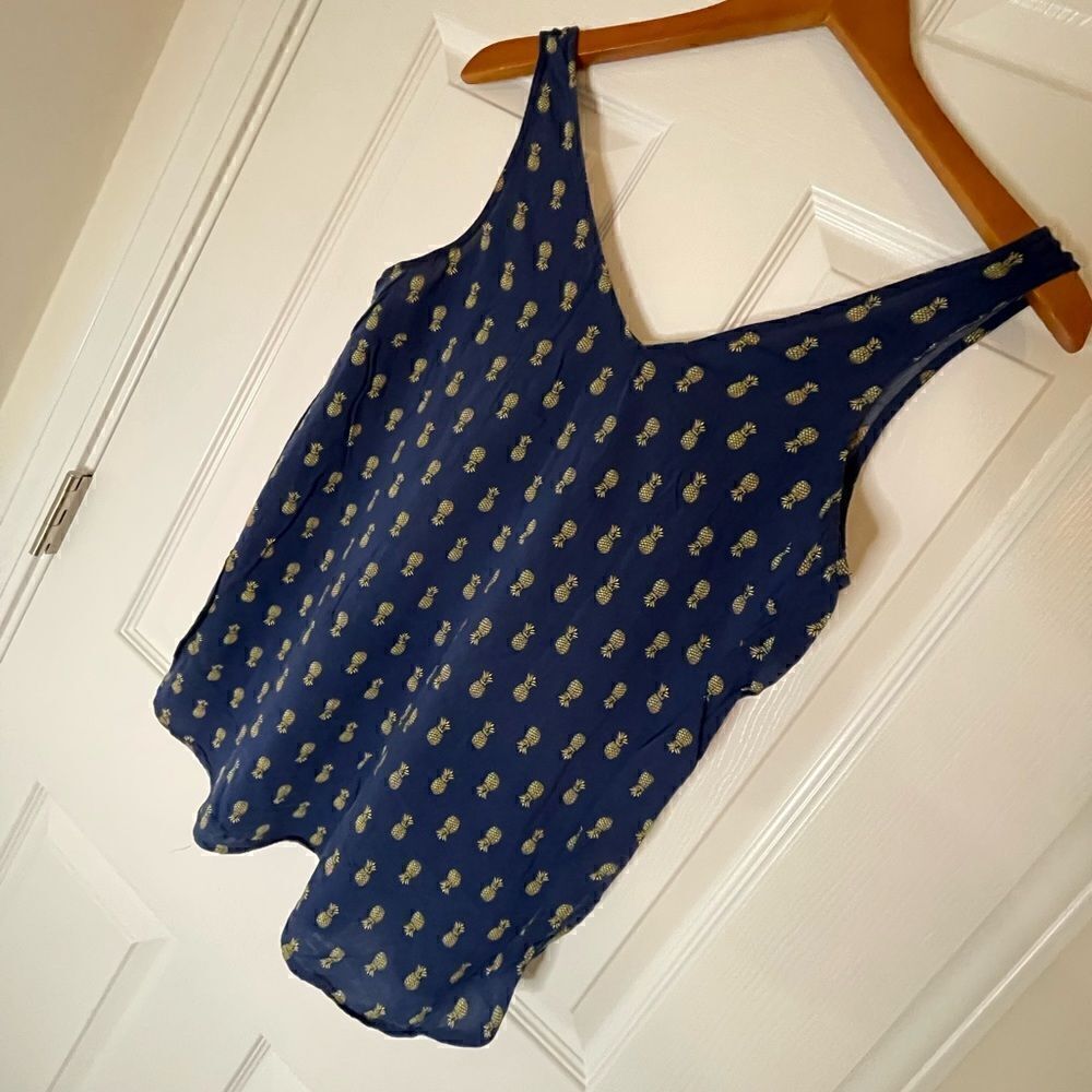 Gap sleeveless Pineapple blouse viscose navy blue medium